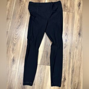 Lululemon black yoga legging 12
